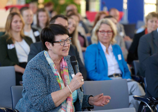 Regine Bresler, Präsidentin des Hessischen Landesamts für Gesundheit und Pflege Regine Bresler, Präsidentin des Hessischen Landesamts für Gesundheit und Pflege